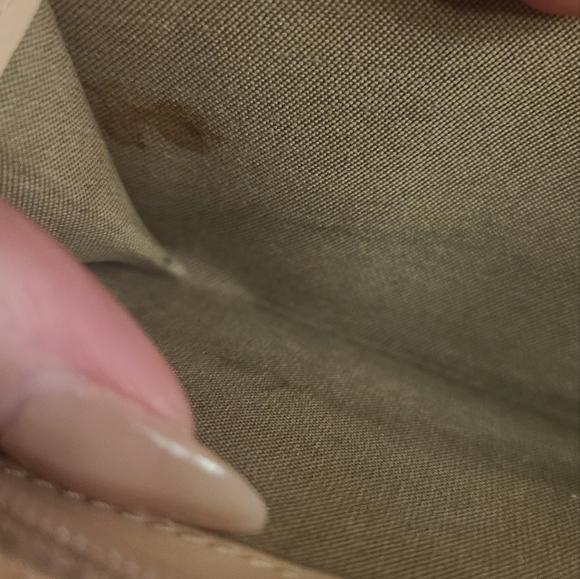 FENDI authentic pink leather wallet with unbranded gold chain - Picture 9 of 14